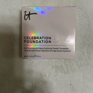 IT Cosmetics Celebration Foundation - Illuminating Cream
